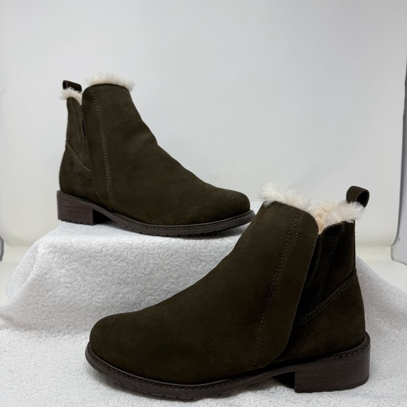 Women's EMU Australia pioneer dark green suede waterproof deluxe wool boots - Picture 6 of 16